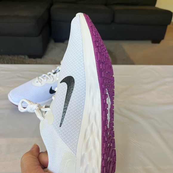 Nike Revolution 6 - Picture 6 of 7